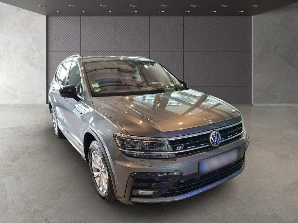 VW Tiguan Allspace 2.0 TDI R-Line 7Sitzer Grey-metallic 4x4 DSG in Reichenwalde