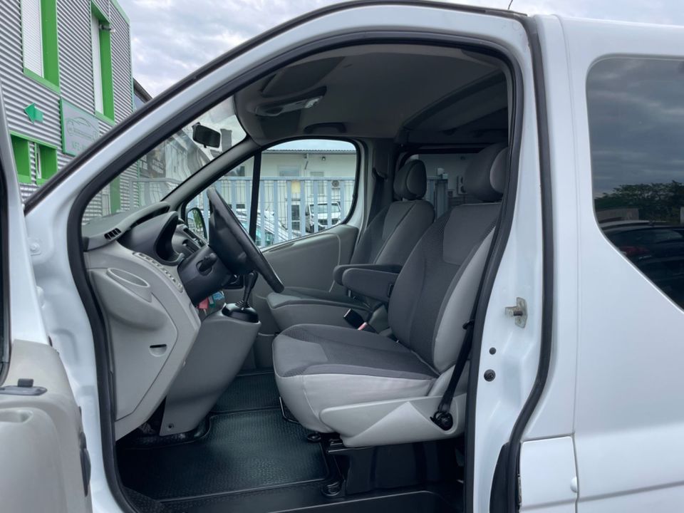 Opel Vivaro*Nur12.000 Km*8-Sitze*Automatik+Klima*MwSt in Mainz