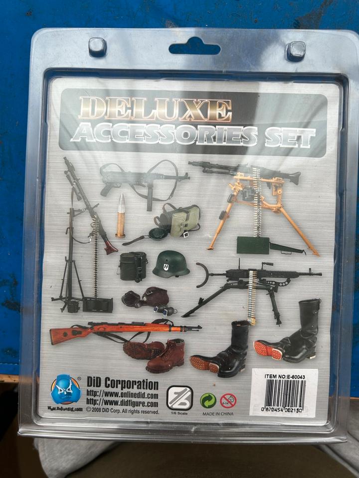 DID DRAGON 1:6 TRIPOD MIT ZUBEHÖR UND MG 42 GANZMETALL MIT OVP in Viernheim
