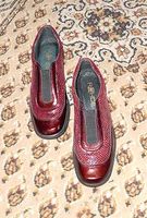 TOP Slipper/Schuhe von >Rhode< in Dunkelrot mit Gr. 39 = 6,5 Essen-West - Frohnhausen Vorschau