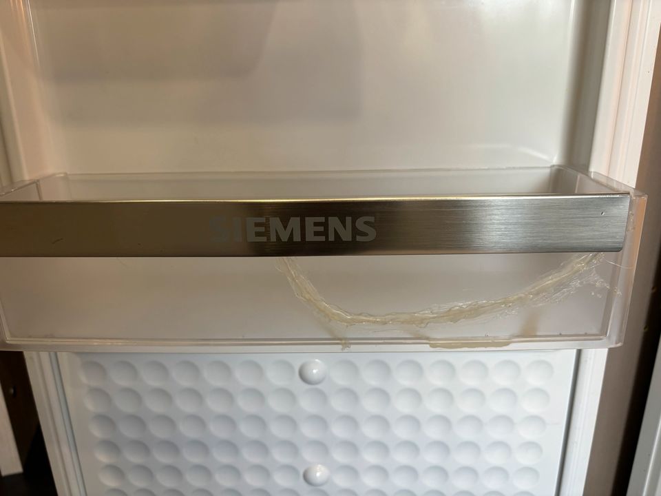 Einbaukühlschrank Siemens in Fredenbeck