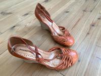 Pumps mit Keilabsatz, Größe 40, Marke Bronx Sachsen - Freital Vorschau