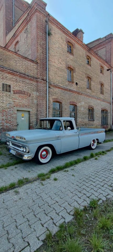 Chevrolet C10 Apache Pick Up 60/61 Hot Rod Us Car in Aholfing