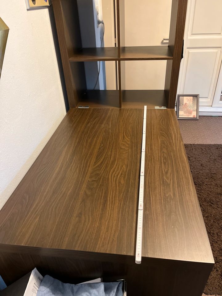 Schreibtisch mit Anbau Borte-von IKEA in Großenkneten