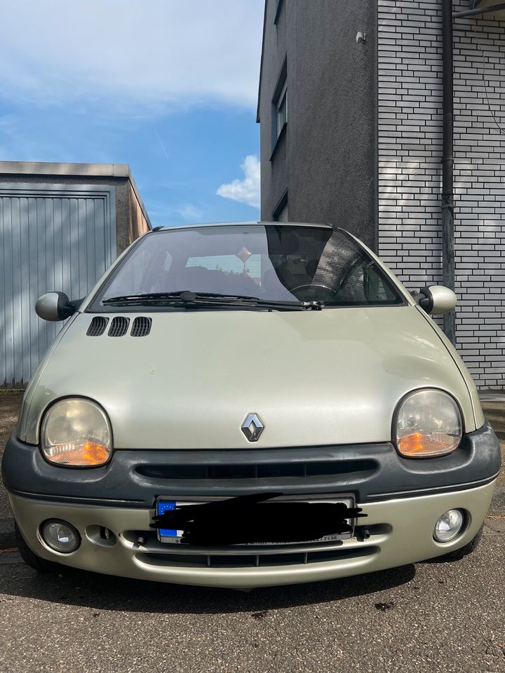 Renault twingo tüv biss 06.2025 in Oberhausen