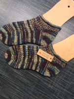 Wollsocken Sneakersocken handgestrickt 26/27 Nordrhein-Westfalen - Lemgo Vorschau