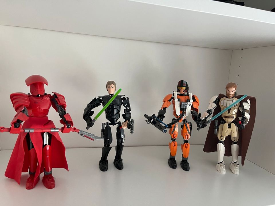 Lego Star Wars 13 baubare Figuren in Ostfildern