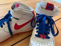 Nike Air Force 1 Vintage oldschool Gr. 39 Baden-Württemberg - Offenburg Vorschau
