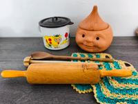 DDR Emailletopf Zwiebeltopf Nudelholz Quirl Holzlöffel Sachsen-Anhalt - Rogätz Vorschau