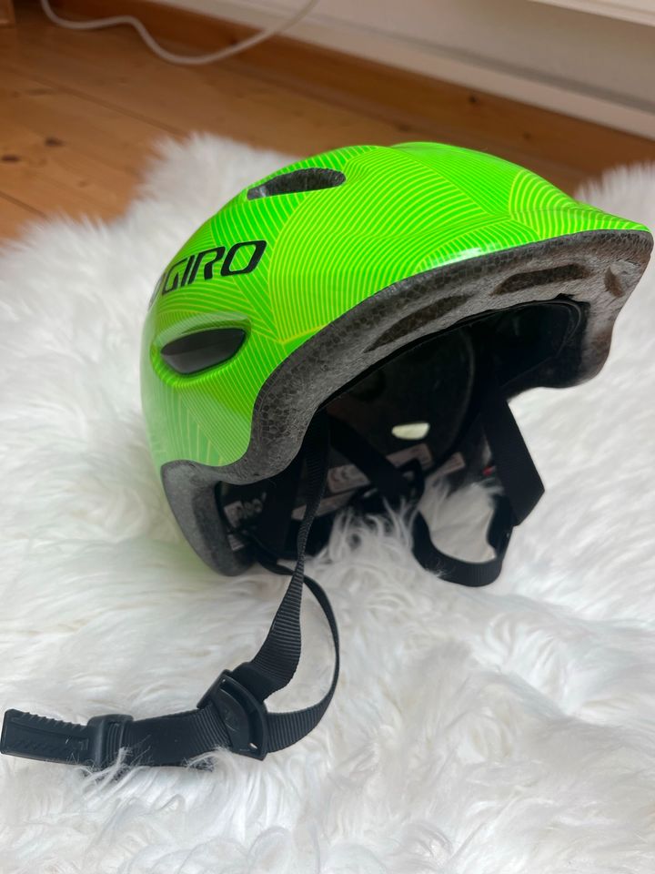 Kinder-Fahrradhelm Giro Scamp Gr. XS in neongrün, unbenutzt in Neuss