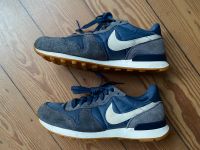 WIE NEU: nike sportschuhe / sneaker, dunkelblau (Gr 38,5) Altona - Hamburg Ottensen Vorschau