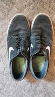 Nike und Vans in Größe 39 Sachsen - Lengenfeld Vogtland Vorschau
