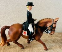 Schleich Dressurreiterin 42035 Nordrhein-Westfalen - Witten Vorschau