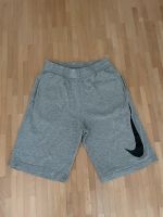 Nike Shorts Gr.134-146 Rheinland-Pfalz - Ludwigshafen Vorschau