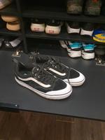 Vans Sneaker Old Skool MTE Waterproof Schwarz 44,5 Bayern - Augsburg Vorschau