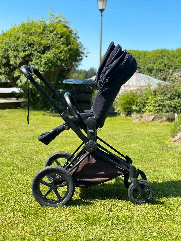 Cybex Priam Platinum / Buggy / Kinderwagen in Laufen