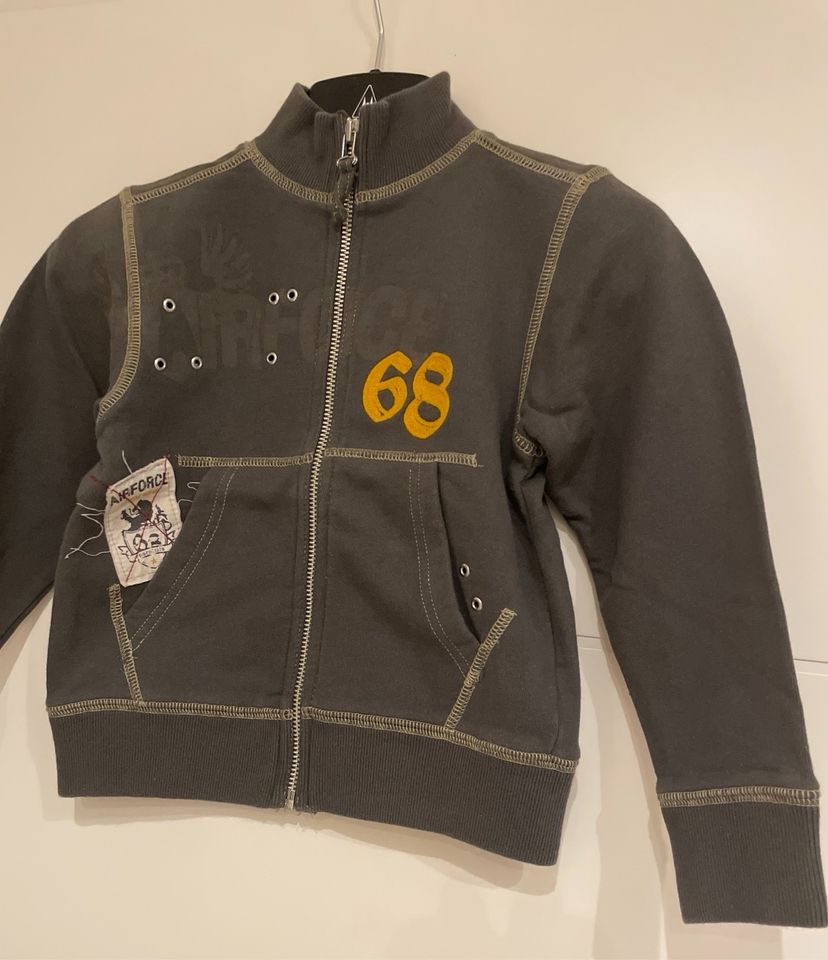 Coole Airforce Jacke Größe 4 104 Sweatshirt Jacke neu in Düsseldorf