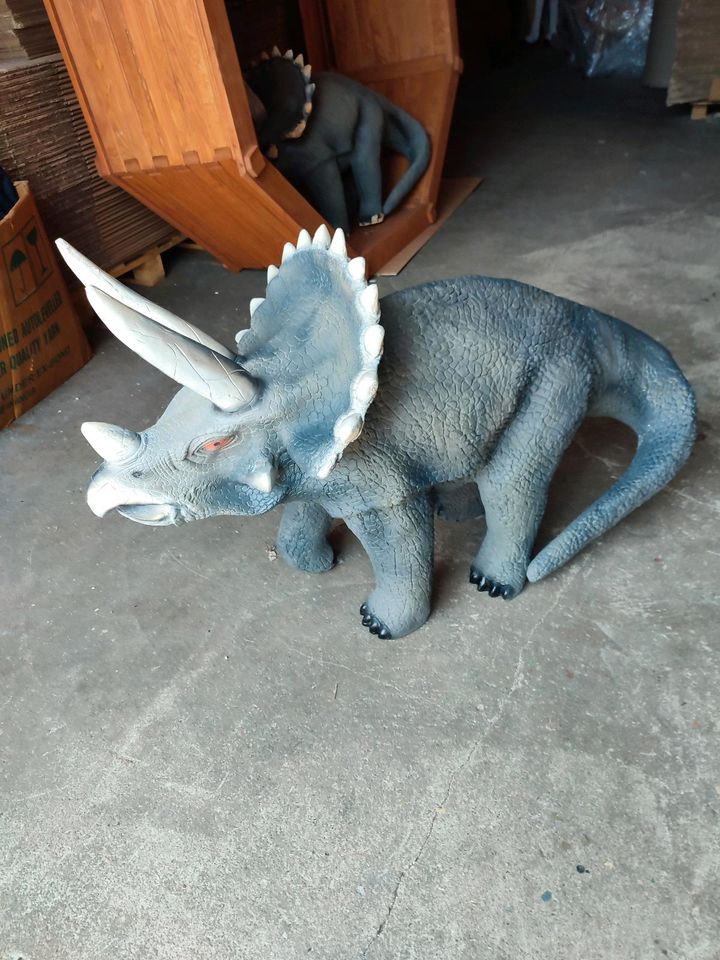 Triceratops-Saurier Neu Ausstellungsstück Neu incl. Versand in Wimmelburg