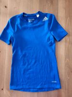 Adidas Techfit Sportshirt 152 Kinder blau Thüringen - Erfurt Vorschau