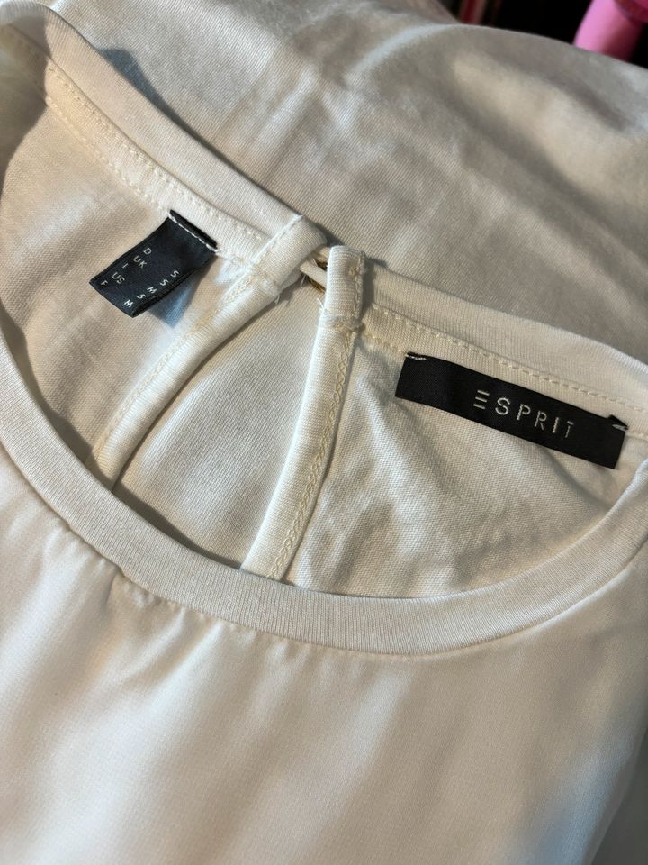 Esprit 2-Layer T-Shirt Gr. S in München