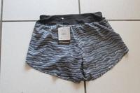 Puma Run Damen Gr. XS 34 Black NEU OVP Running Shorts Laufen Nordrhein-Westfalen - Xanten Vorschau
