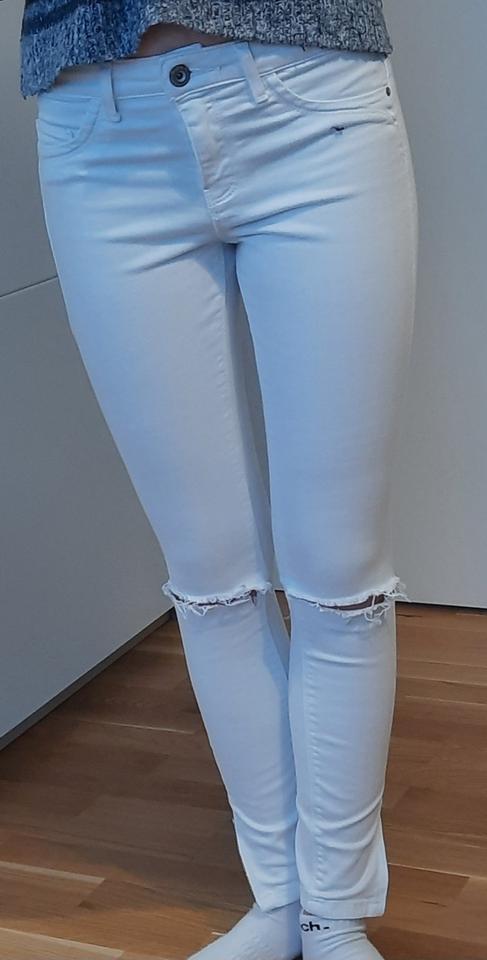 Damen Jeans ONLY weiß Gr.26/32 sehr guter Zustand in Langen (Hessen)