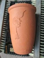 Vase Terracotta Ton Keramik m. Rosenmuster Rose Blume uni Niedersachsen - Haßbergen Vorschau