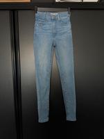 Levi’s Mile high super skinny Jeans blau 23/25 Niedersachsen - Oyten Vorschau
