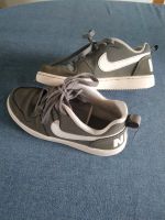 Graue Nike Sneaker, Gr. 36,5 Wandsbek - Steilshoop Vorschau