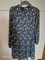Reserved Kleid Plisseefalten CHIFFONKLEID Plissierteskleid Gr.S Gröpelingen - Gröpelingen Vorschau