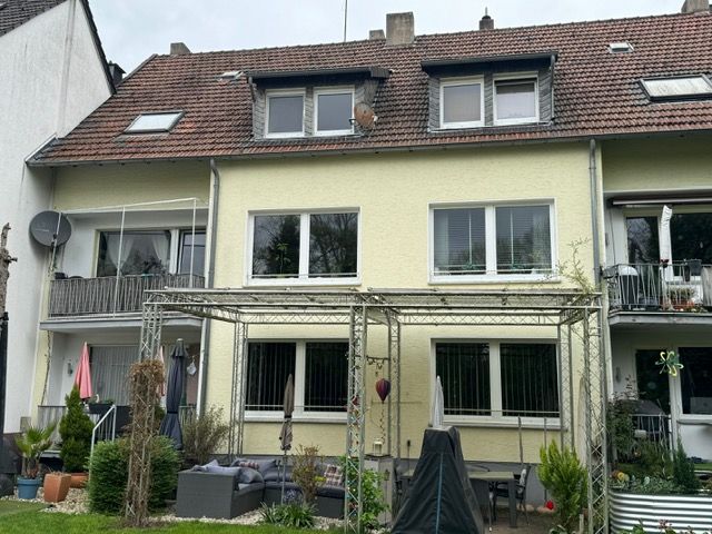 Schöne 3-Zimmer-Eigentumswohnung mit Balkon in gepflegtem Mehrfamilienhaus in Witten. in Witten