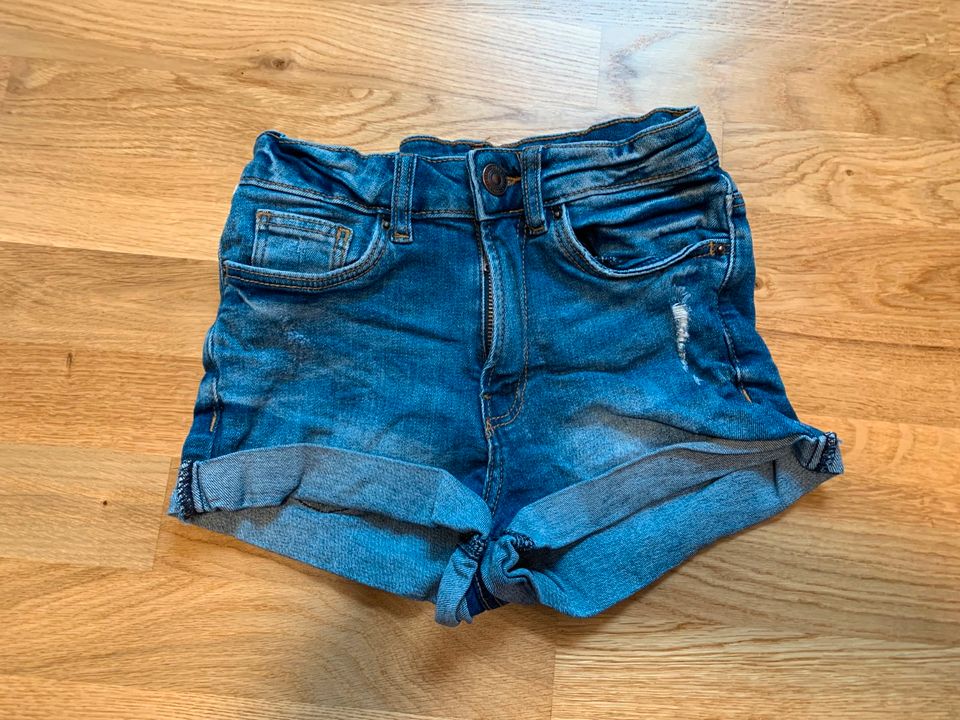 Jeansshorts in Steinau an der Straße