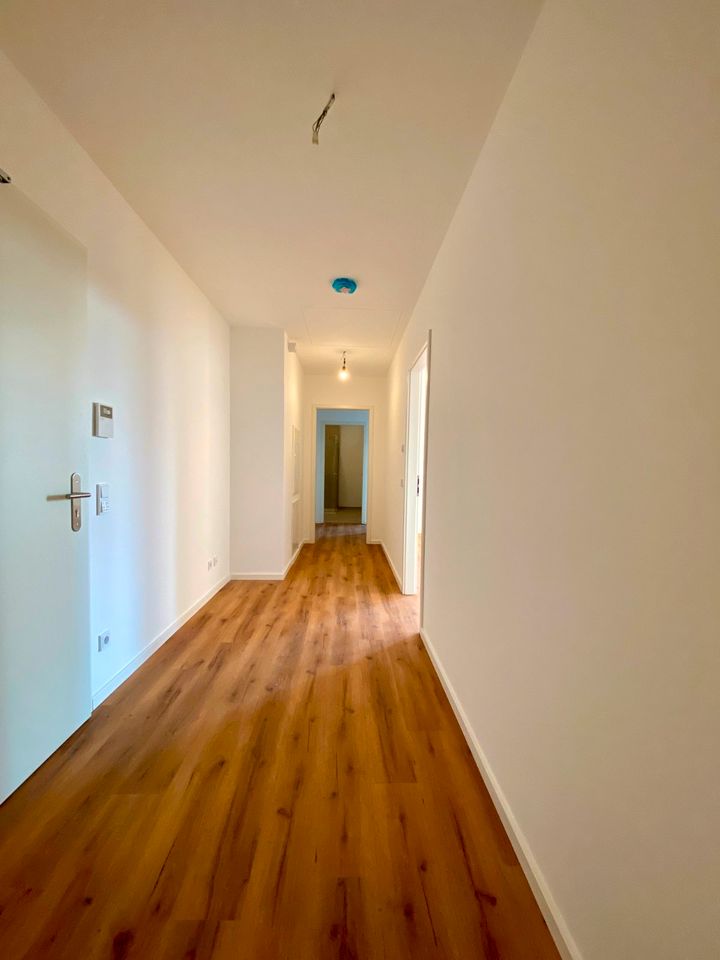 Exklusive 2-Zimmer Neubau Wohnung mit EBK in Frankfurt am Main