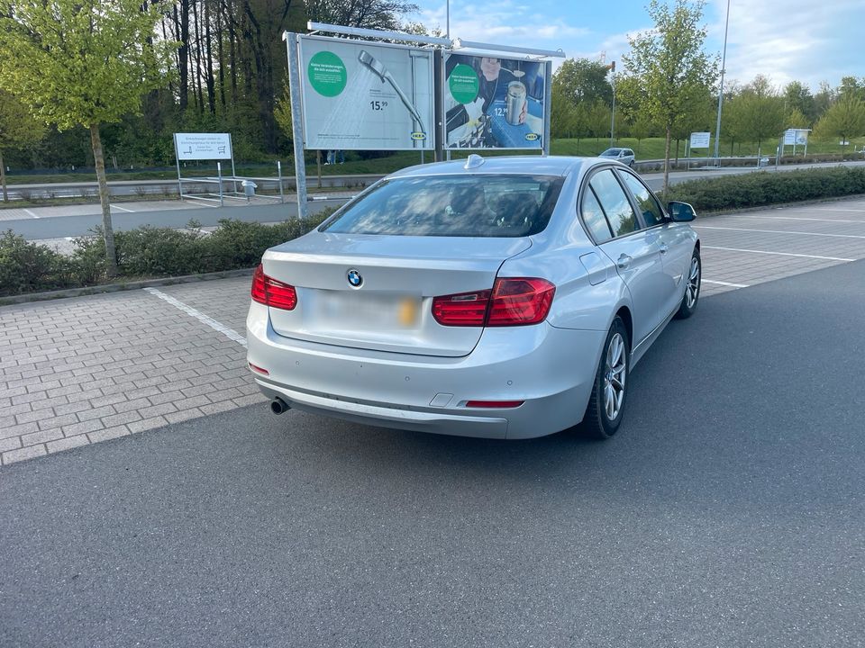 BMW 318d  Baujahr 2013 in Wuppertal