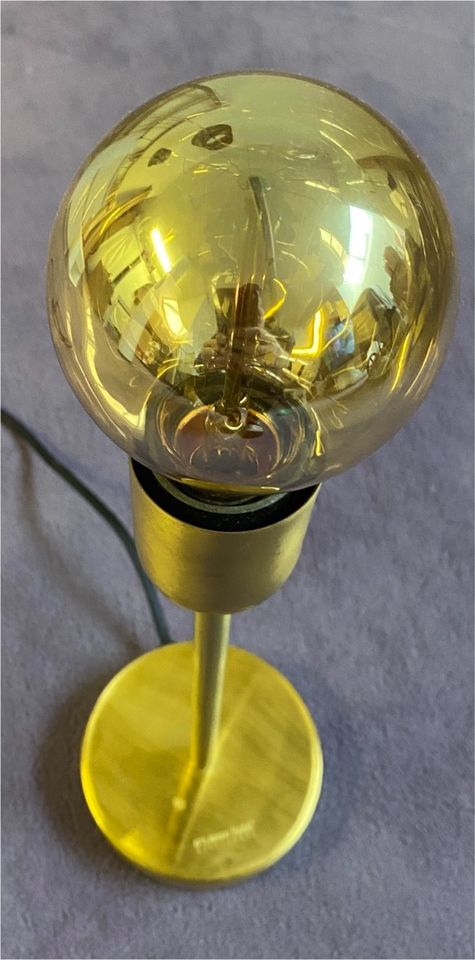 Tischlampe in Gold in Burgoberbach