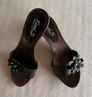 Elegante Leder Pantoletten / Sandalen in schwarz, Gr. 38 - NEU Bayern - Schöllkrippen Vorschau
