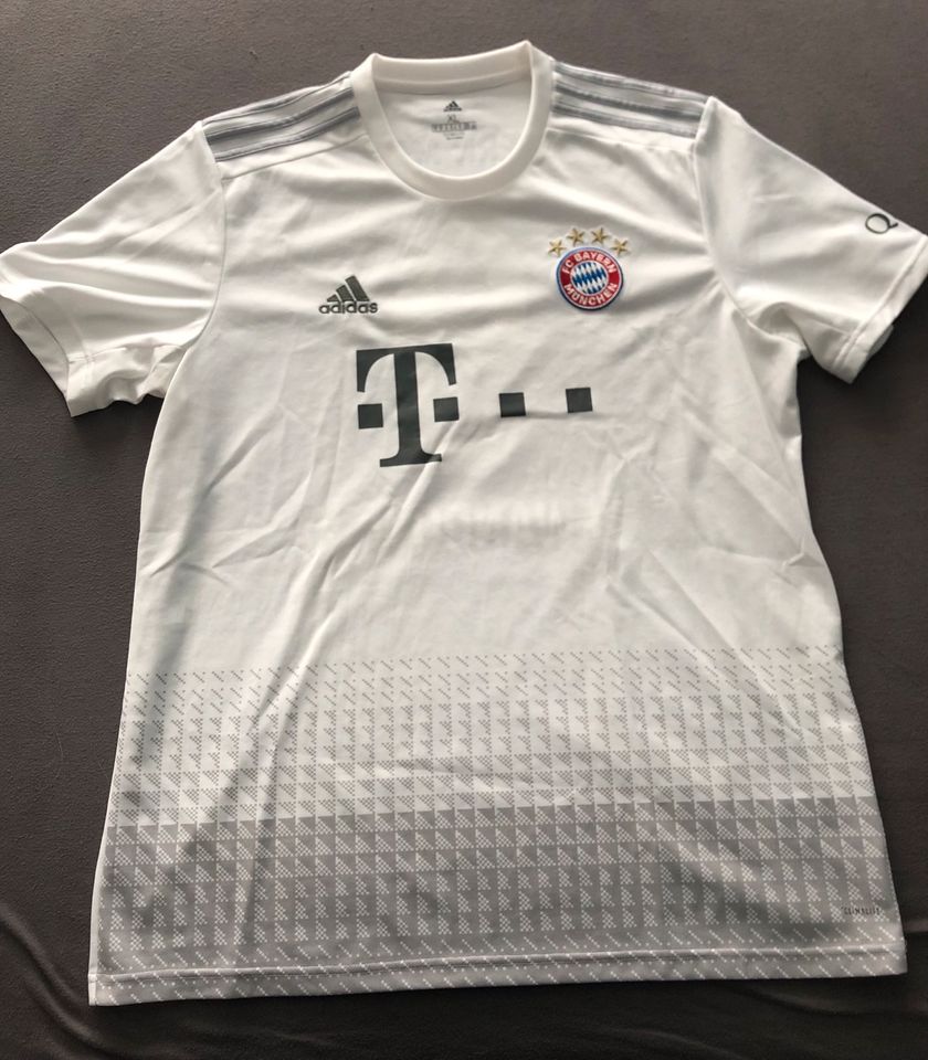 FC Bayern München Trikot Gr. XL Lewandowski in Saarbrücken