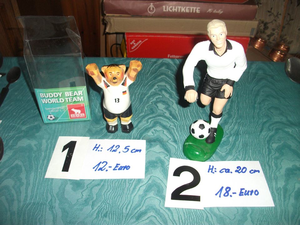 2 Figuren, Fußballfiguren, Deko - Sammlerfiguren, Buddy Baer, in Torgelow