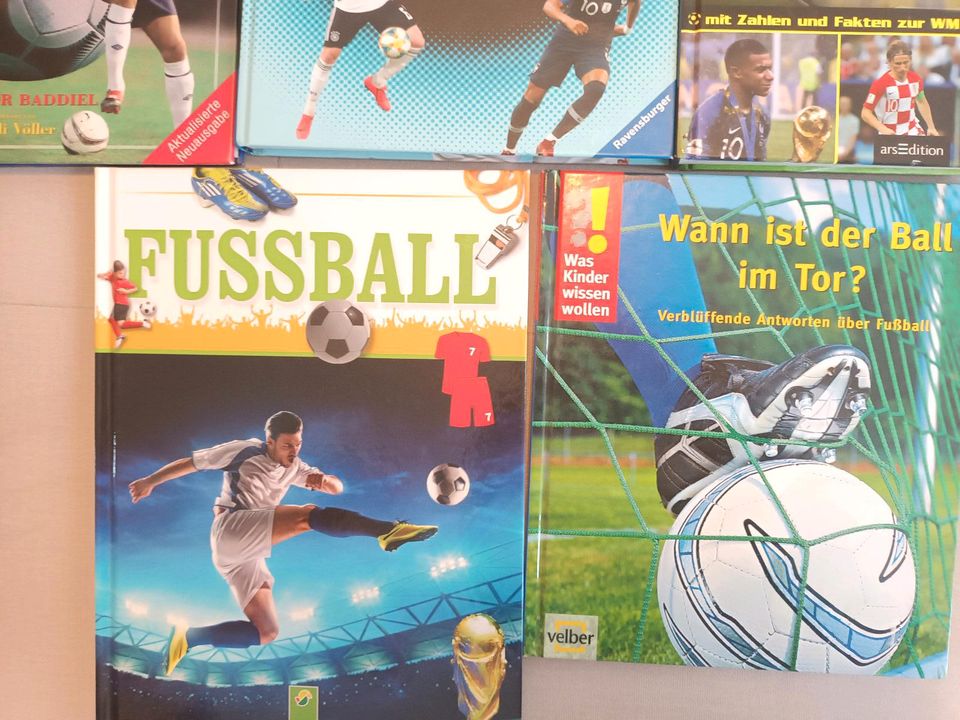 5 Bücher "Fußball" in Fellbach