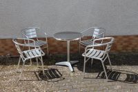 Gebrauchtes 5-teiliges Bistro-Set aus Alu – 1 Tisch, 4 Stühle Hessen - Schwalmstadt Vorschau