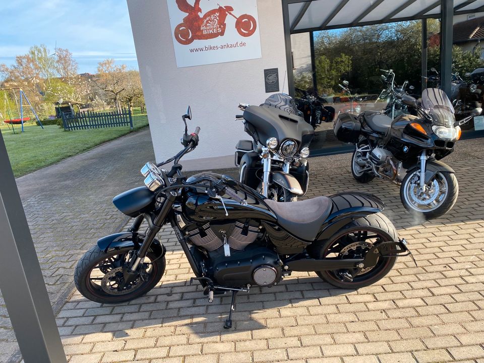 Victory 107 Hammer S 260 Rad No Harley Davidson in Nohfelden