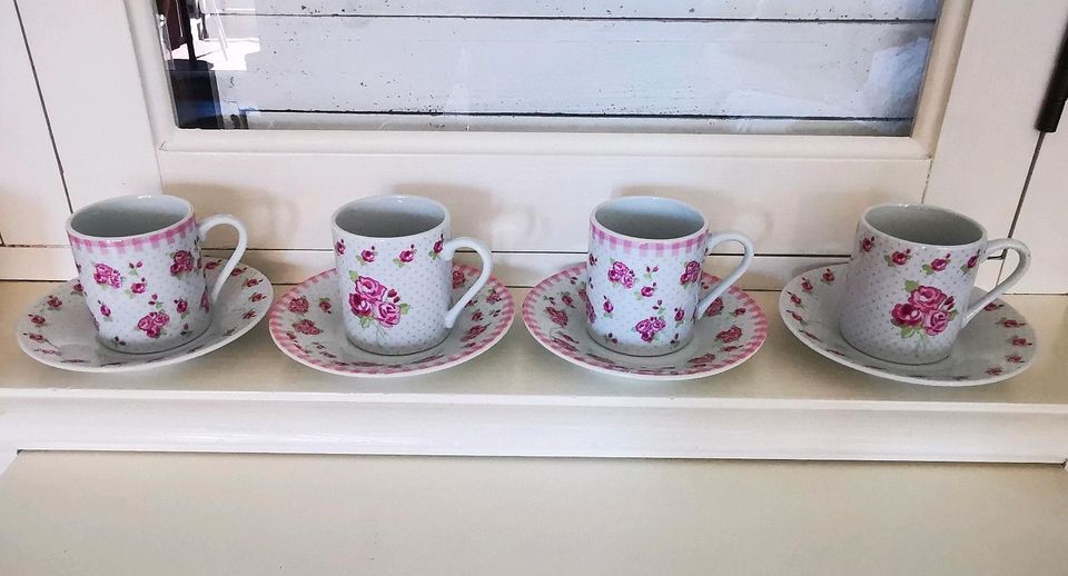 4 teiliges Espressotassenset Rosen Porzellan Rosa Rose Becher in Henstedt-Ulzburg