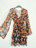 Geblümtes Minikleid mit Rüschen NA-DK Berlin - Pankow Vorschau