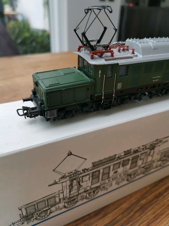 MÄRKLIN HO 3322 BR 194 der DB - Neu - OVP in Kleve