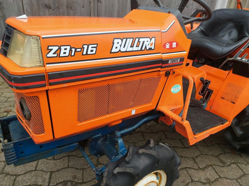 KUBOTA B1-16DT mit Bodenfräse 16PS Kleintraktoren Kompakttraktor in Sulingen