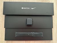 Apple Watch Nike Series 7 45mm Midnight (GPS) Schleswig-Holstein - Escheburg Vorschau