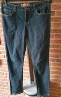 Jeans Fishbone blau dunkelblau W31/30 Niedersachsen - Wiefelstede Vorschau