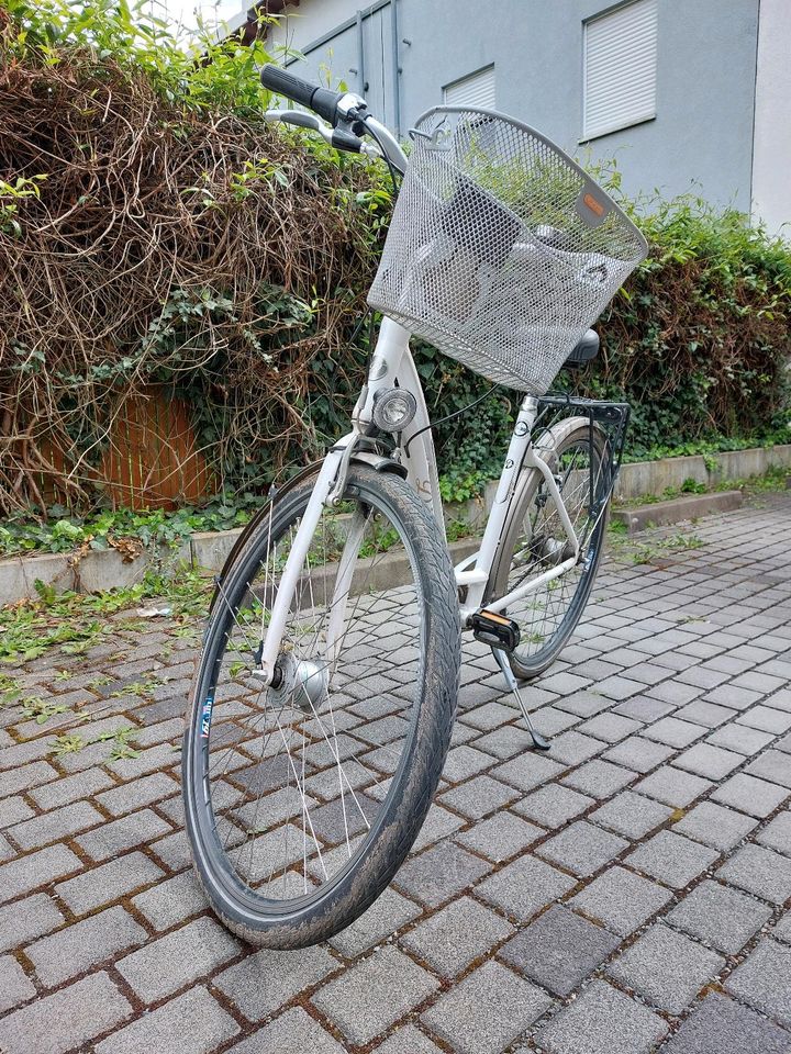 Frauen Fahrrad Diamant in Frankfurt am Main