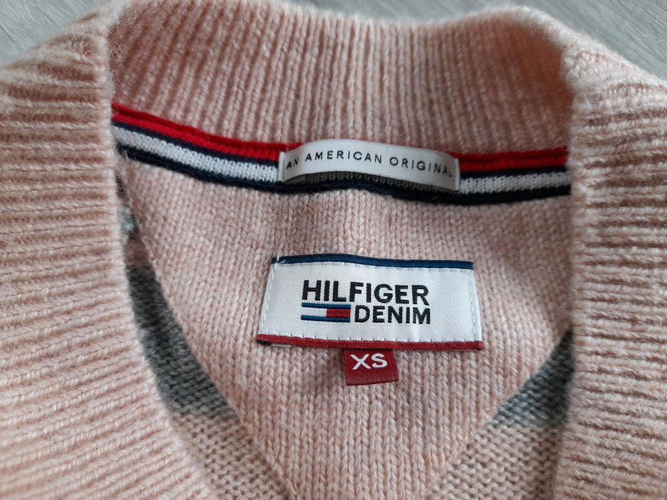 Strickpulli von Tommy Hilfiger in Moringen