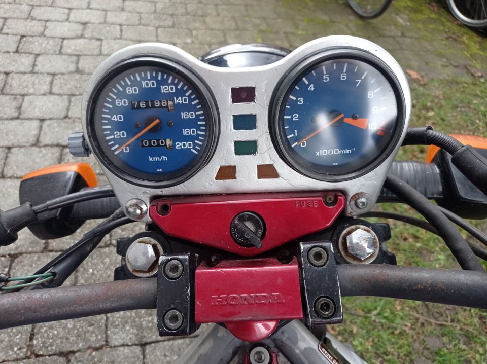 Honda CB 450 S (verwitwet) sucht hübschen Bastler - defekt in Freising